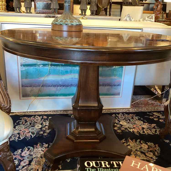 Hooker Pedestal Base Entry Hall Table
