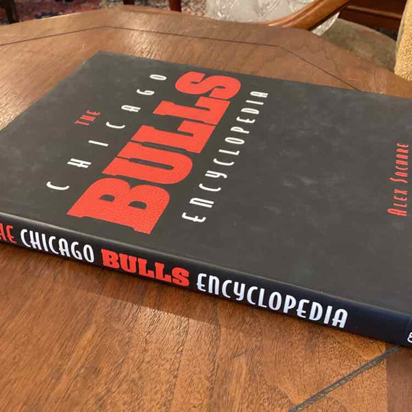 Book - The Chicago Bulls Encyclopedia