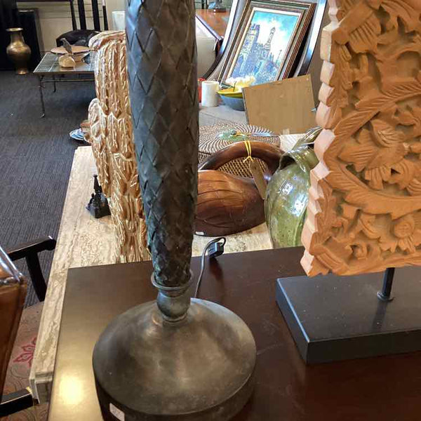 Lamp With Metal Woven Base