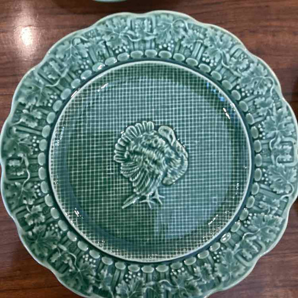 Bordallo Pinneiro Green Salad Plates w Turkey Detail