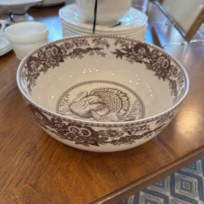 Dinnerware
