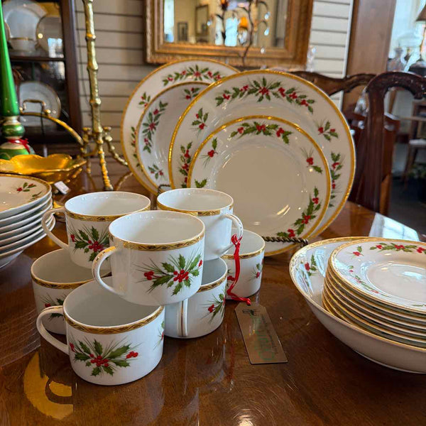 Gorham "Festive Holly" 42 Piece Set of China