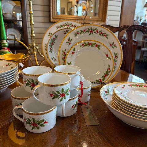 Gorham "Festive Holly" 42 Piece Set of China