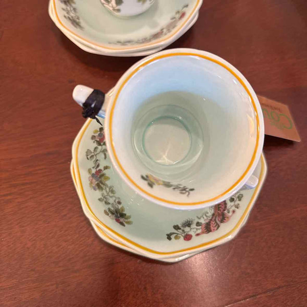 4 Demitasse Cups