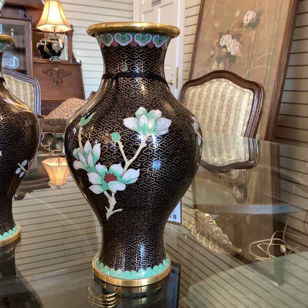 Vntage Chinese Cloisonne Vase