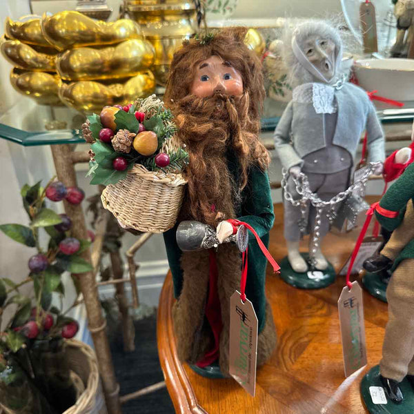 Byers Caroler Spirit of Christmas Present