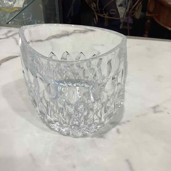 Pocket Shape Crystal Vase