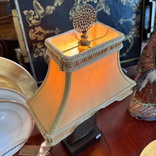 Vintage Asian Table Lamp