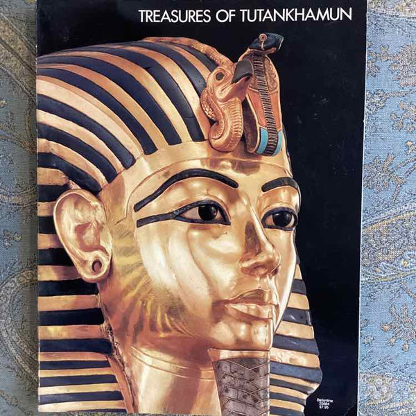 Book - Treasures of Tutankhamen