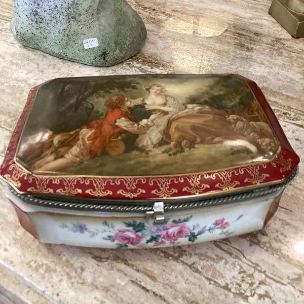 Vintage Jewelry Box