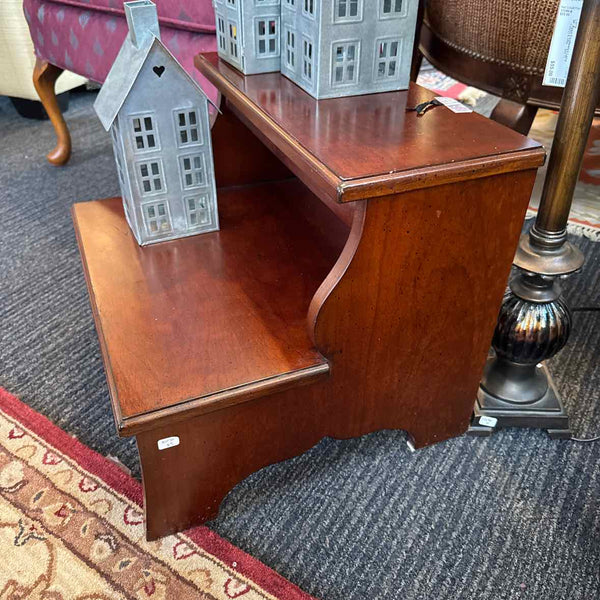 Cherry Bedroom Steps