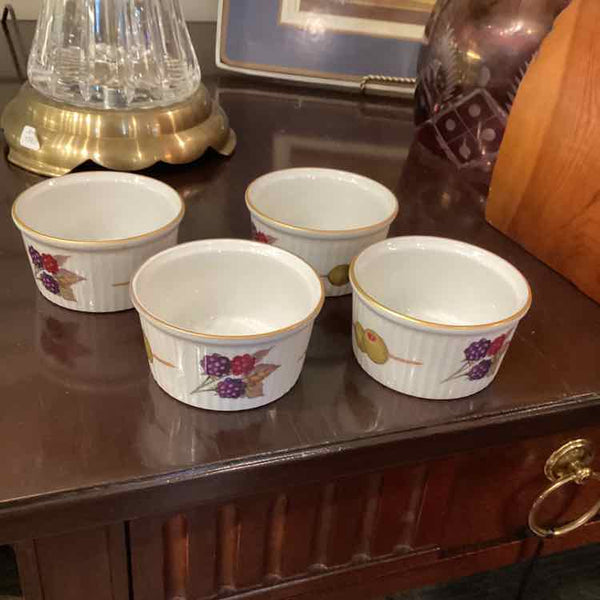 Four Royal Worcester Evesham Ramekins