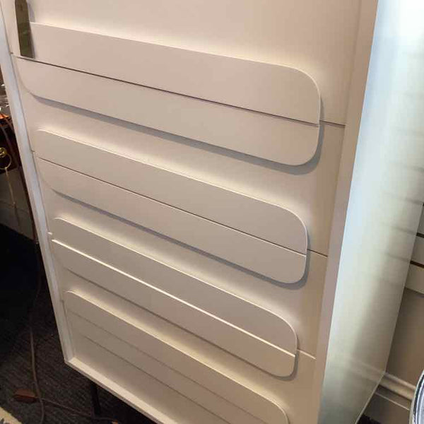 White Lacquer 5 Drawer Dresser