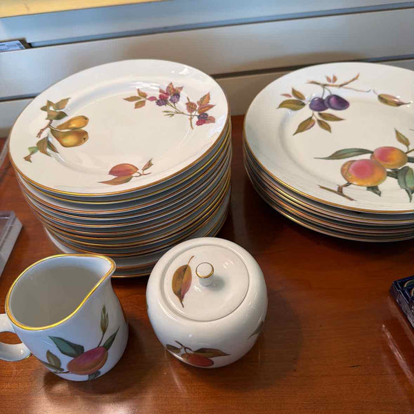 Set of Royal Worcester"Evesham" China