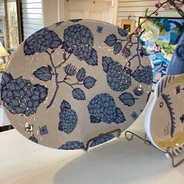 41 Pieces Of  Sur La Table Melamine  Dinnerware