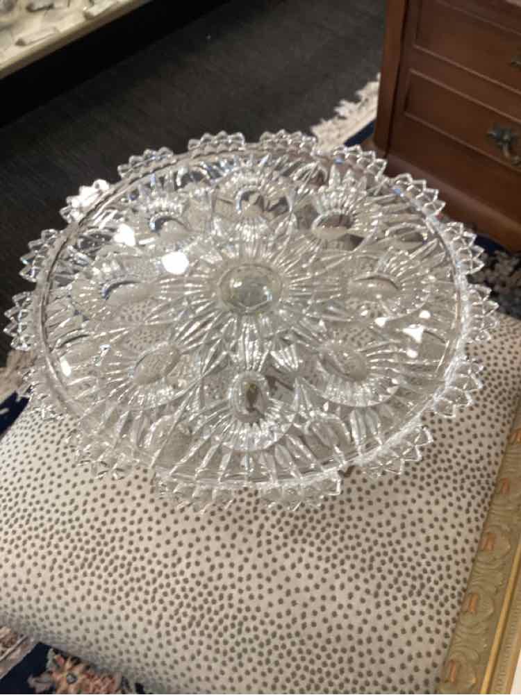 Shannon Crystal Cake Plate – The Courtyard