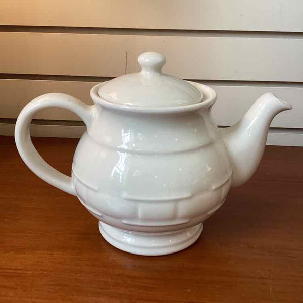 Longaberger Traditions Tea Set