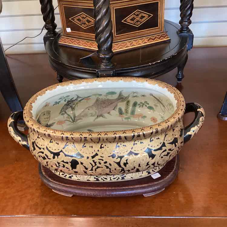 Chinese Handpainted  Footbath w/ Pedestal Black/Gold