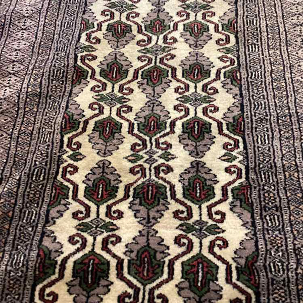 Geometric Runner - Beige w/Dark Border