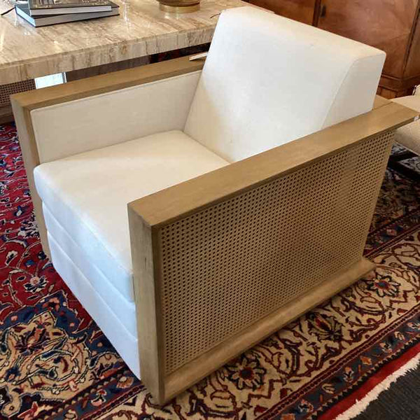 Thomasville Contempo Chair