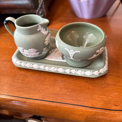 Wedgwood 3-Piece Cream & Sugar & Tray