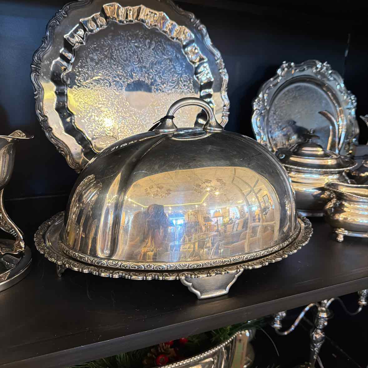 Am. Sheffield Meat Dome