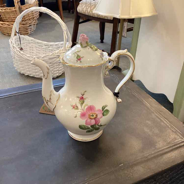 Meissen Tea Pot