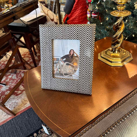 Black/Ivory Weave Frame