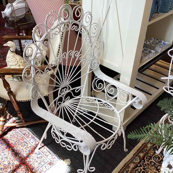 White Wrought Iron Table & 4 Chairs