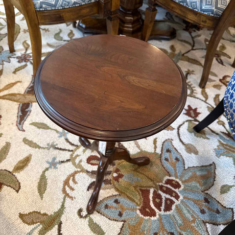 Ethan Allen Round Table