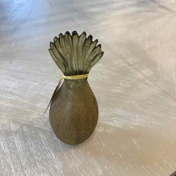 Amber Crackle Glass Pineapple