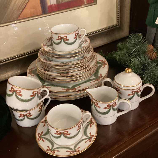20 Pc. Set  Fitz & Floyd "Holiday Splendor" China