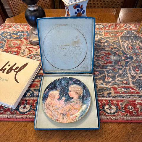 Hibel "Christina" Plate