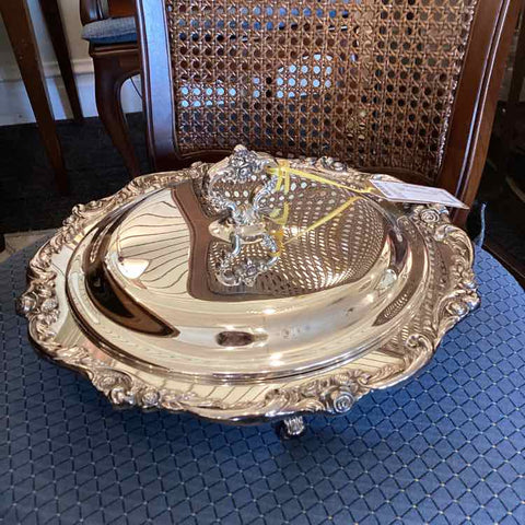 Lunt Silverplate Round Casserole Dish