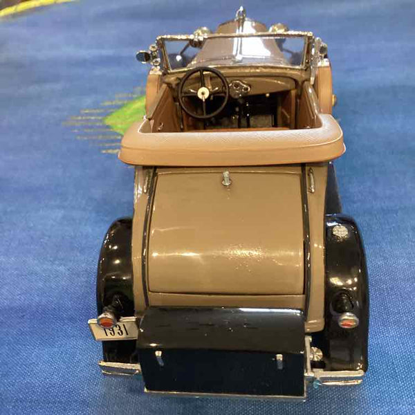 1931 Ford Model A Roadster Danbury Mint w/box