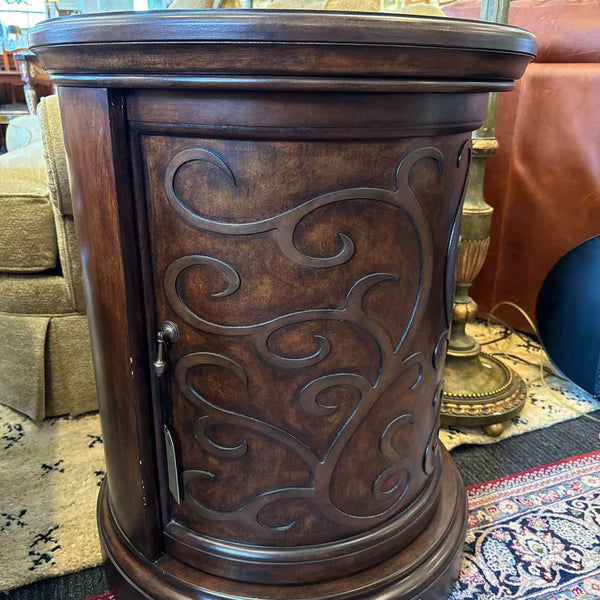 Round Accent Table