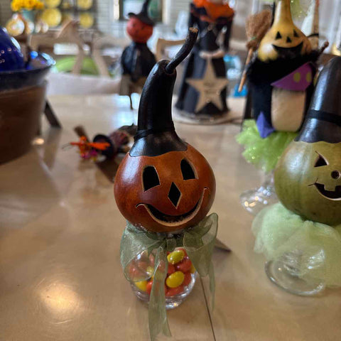 M & M Pumpkin