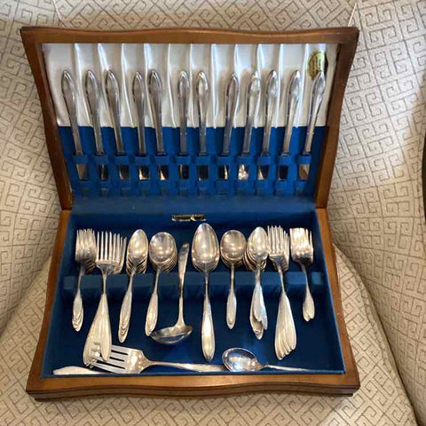 68 Pc. Silverware "Reverie" Intro 1939