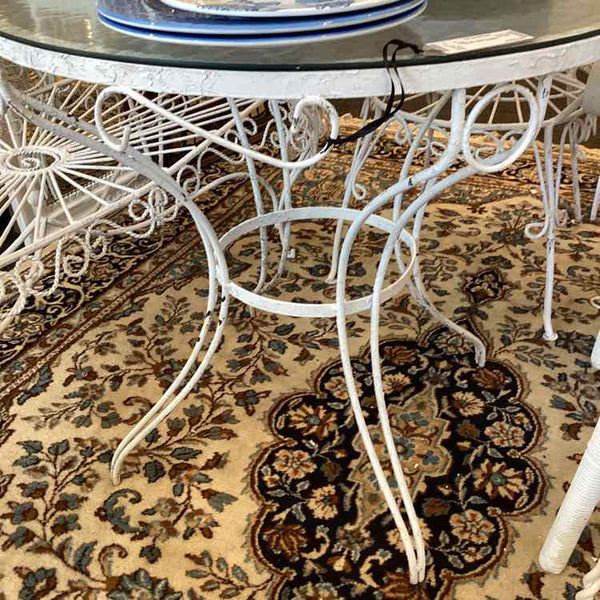 White Wrought Iron Table & 4 Chairs