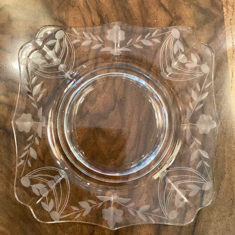 Set of 8 Dessert Plates