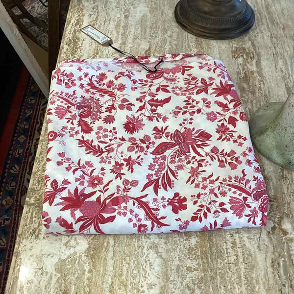French Cluny Raspberry And White Tablecloth