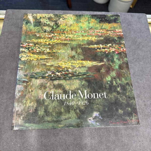 Book -  Claude Monet