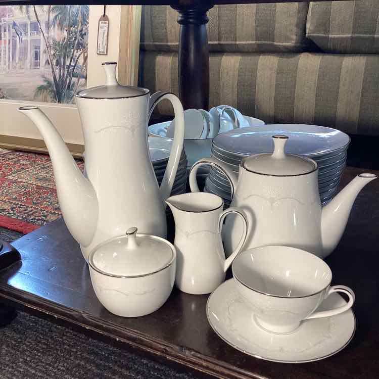 87 Piece Grace "Concerto" China