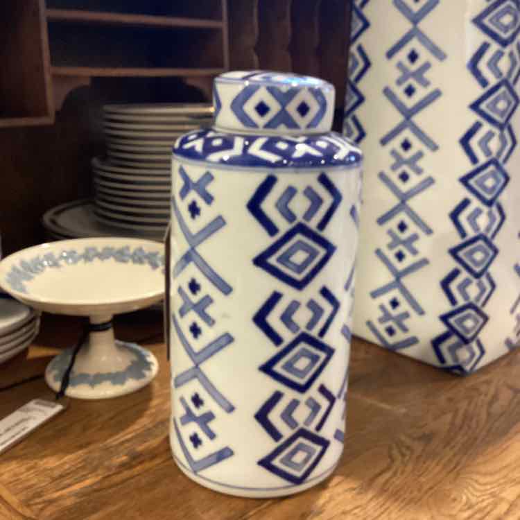 BlueWhite Round Ginger Jar