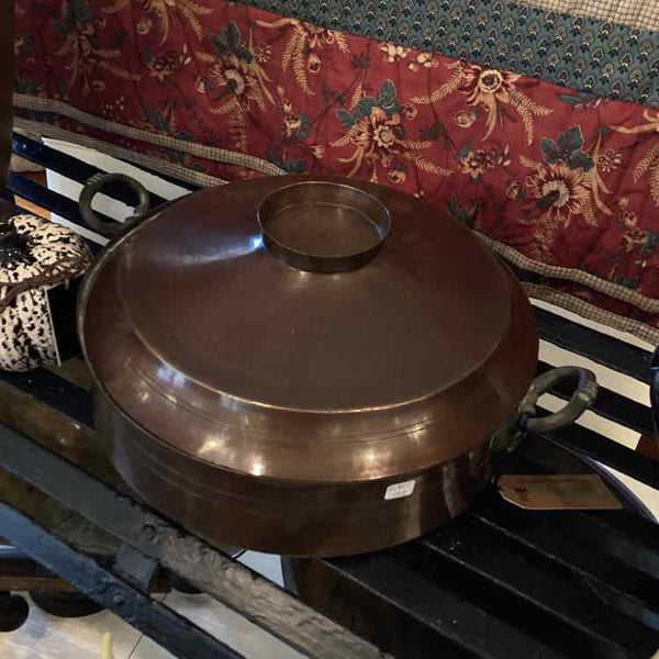 Vintage Hammered Copper Cooking Pot