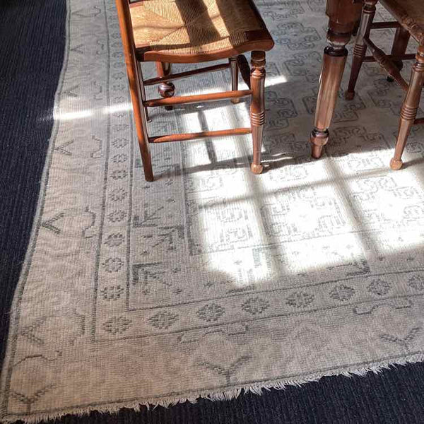 Wool Kenai Hand-Knotted Rug
