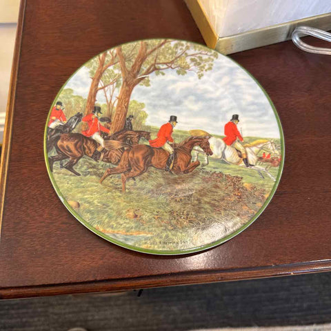 Hunt Scene Decorative Plate