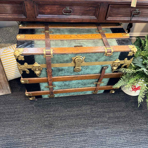Vintage Trunk Refurbished