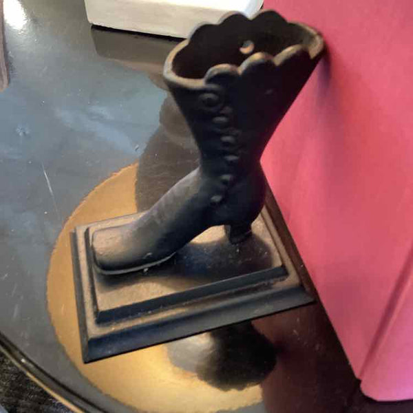 Pair of Cast Iron Buttonshoe Bookends