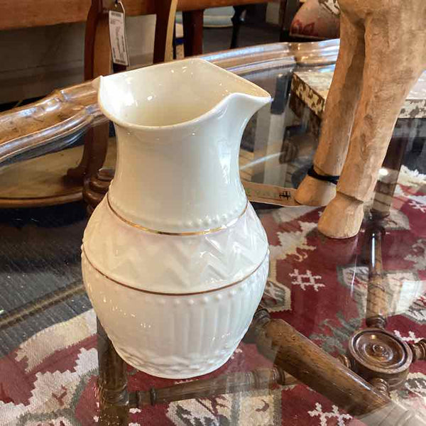 Belleek Colonial Vase